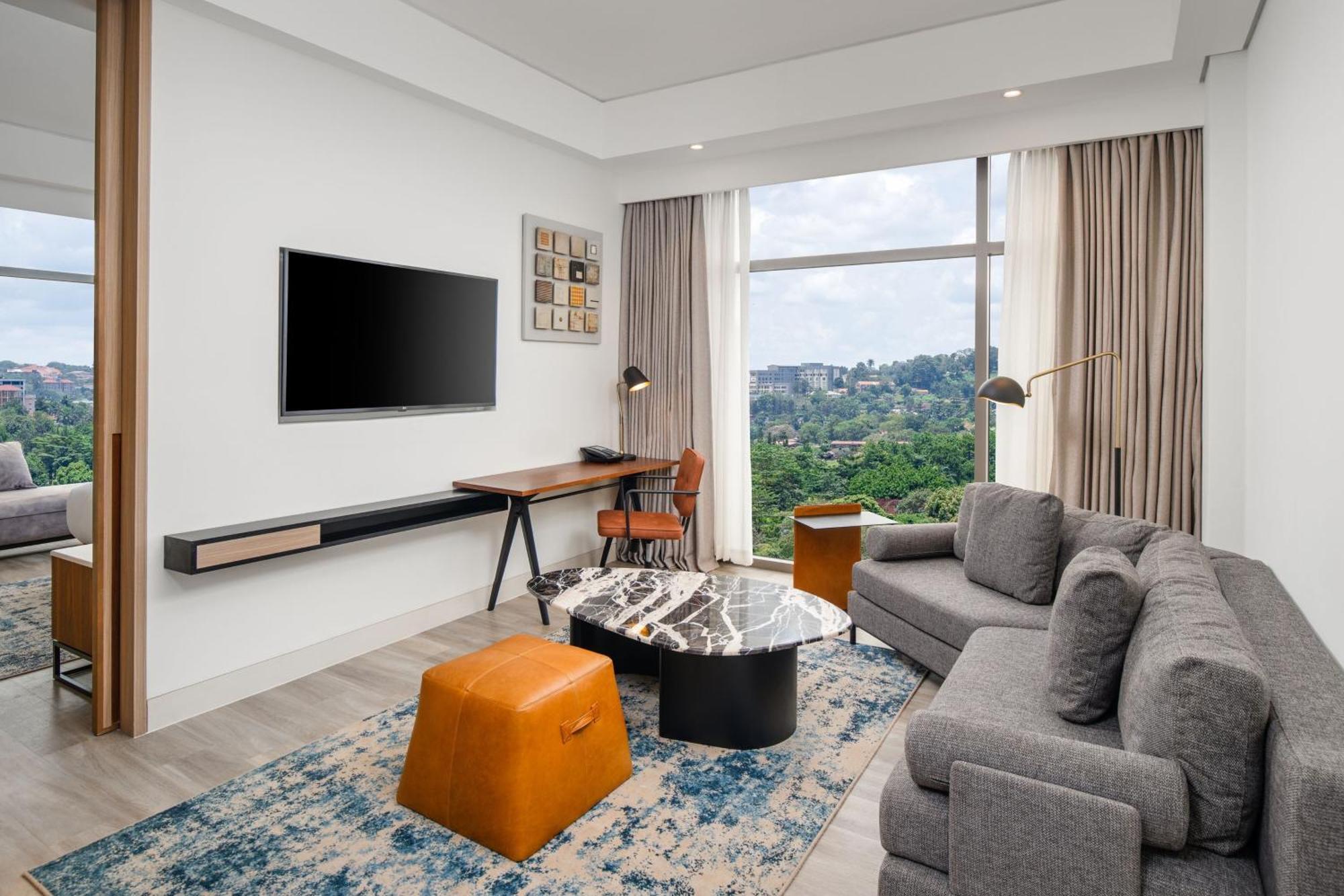 Four Points By Sheraton Kampala Bagian luar foto